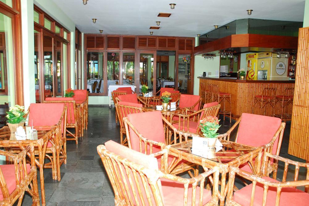 Hotel Angatu *