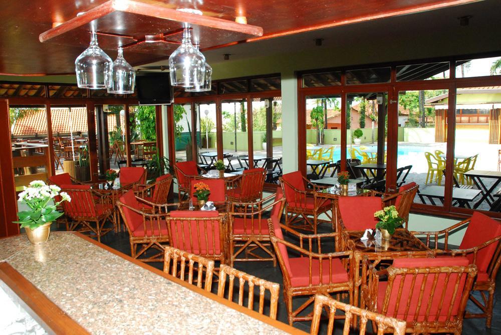 Hotel Angatu *