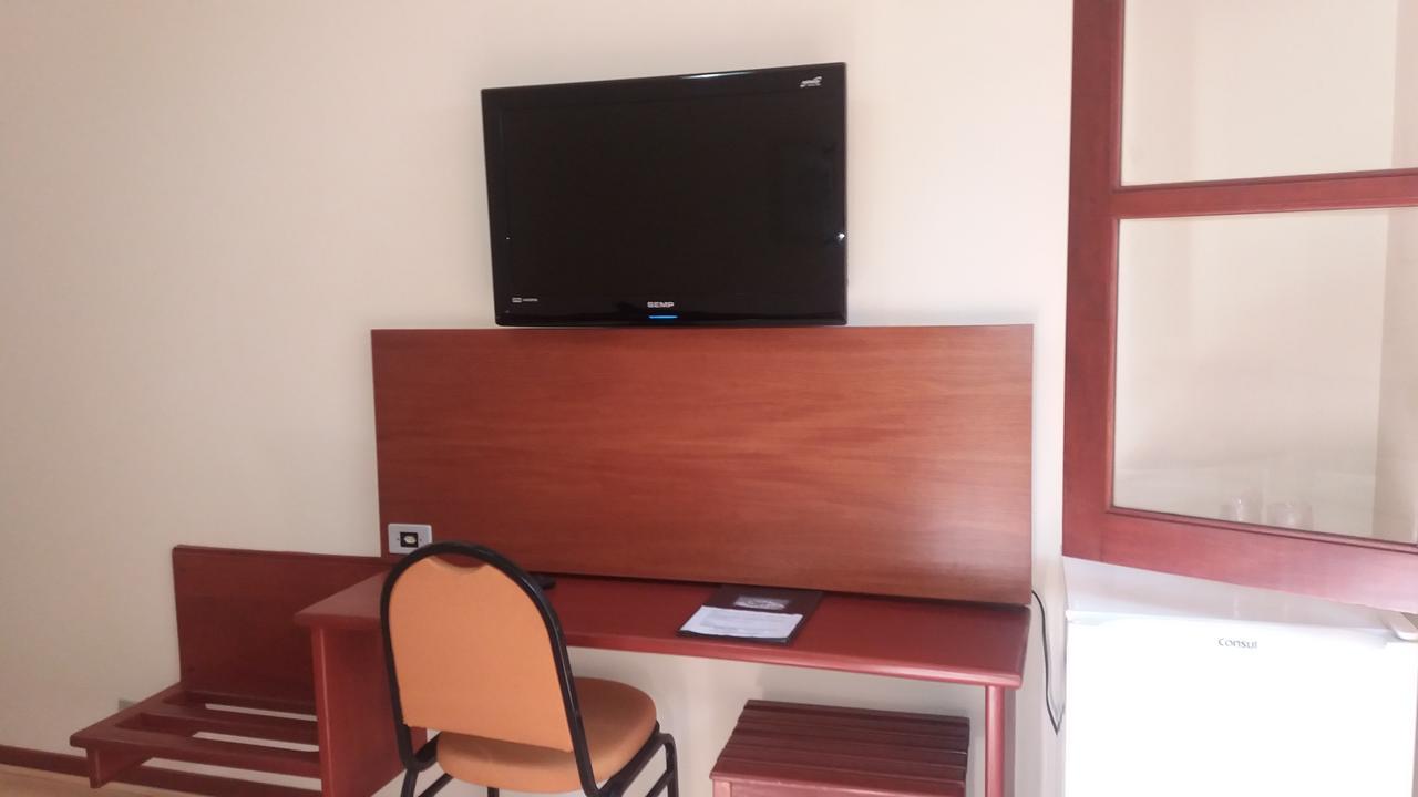 Hotel Angatu *