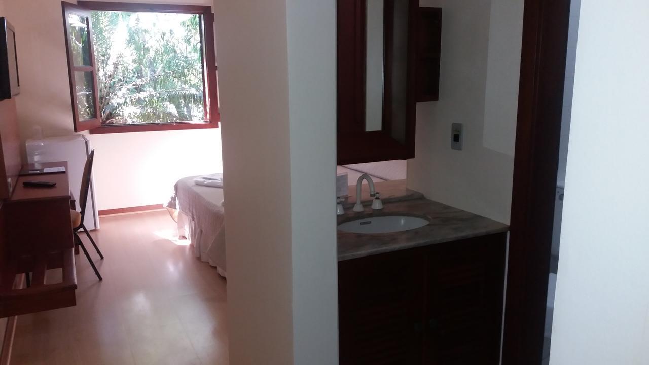 Hotel Angatu *