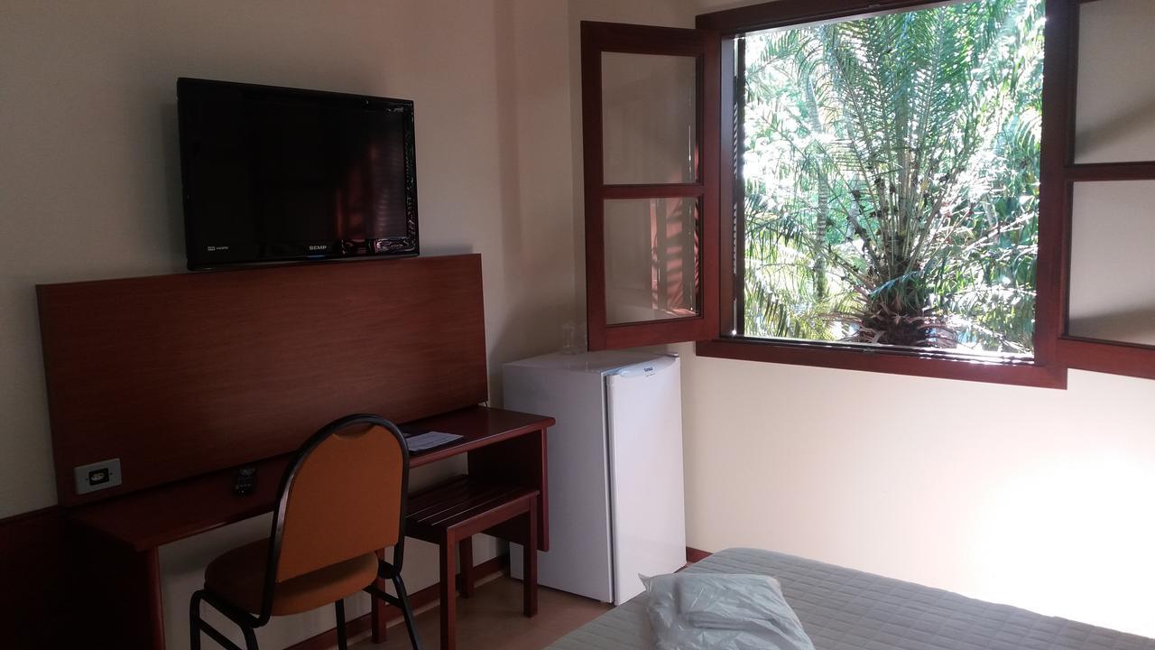 Hotel Angatu *